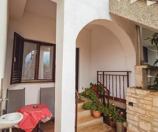 بيت ضيافة Luciana 3*